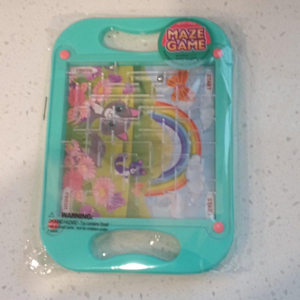 Toy - Picture 3 of 3